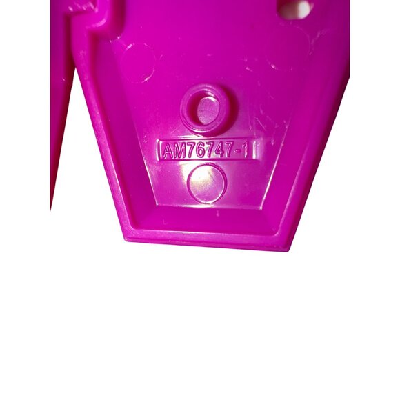 Mega Bloks Monster High Coffin-Shaped Locker/Container 1.5" - Picture 3 of 6